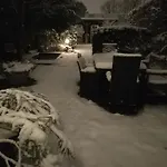 B&B Hoofddorp Bed & Breakfast 4*