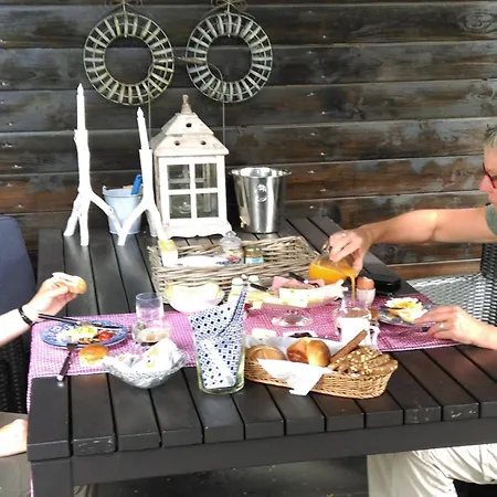 B&B Hoofddorp Alojamento de Acomodação e Pequeno-almoço 4*